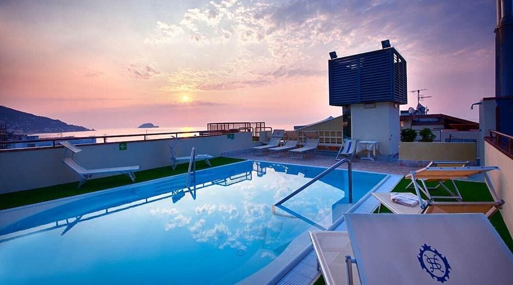 Grand Hotel Spiaggia Alassio Dış mekan fotoğraf