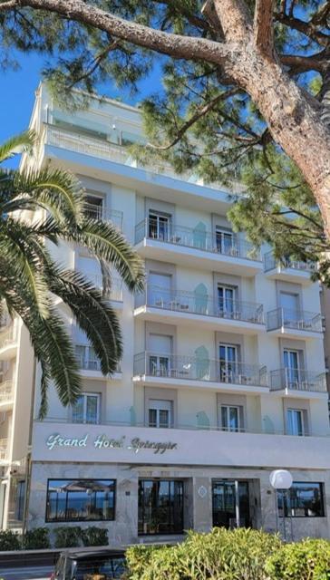 Grand Hotel Spiaggia Alassio Dış mekan fotoğraf