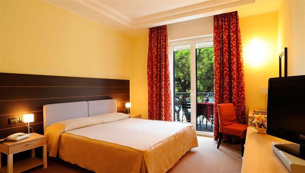 Grand Hotel Spiaggia Alassio Dış mekan fotoğraf