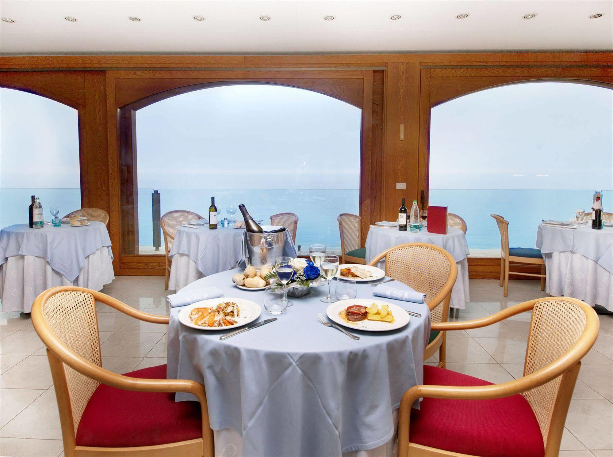 Grand Hotel Spiaggia Alassio Dış mekan fotoğraf